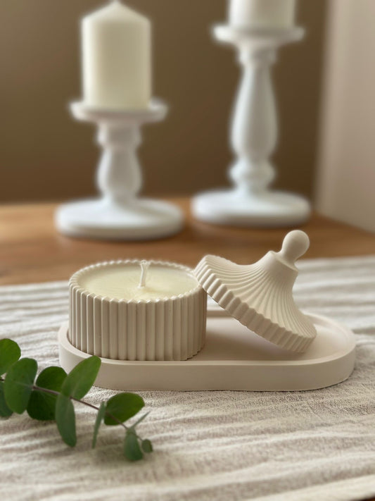 Handgefertigtes Schmucktablett aus Jesmonite